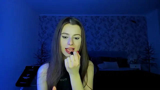 Snapshot of Hot_Molly5 chatting on 03/07/26, 08:06 Hot Molly5 online show from 03/07/26, 08:06