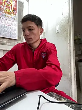 santiObrero online show from 02/02/26, 03:11