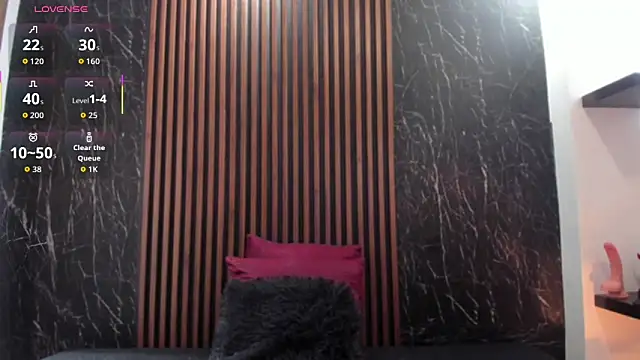 Marilyndackaria  online show from 04/28/26, 12:21
