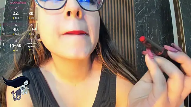 Marilyndackaria  online show from 04/30/26, 01:06