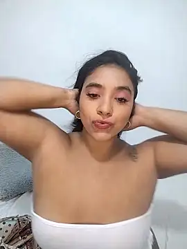 Snapshot of Eva_Ferrari chatting on 04/30/26, 04:02 Eva Ferrari online show from 04/30/26, 04:02