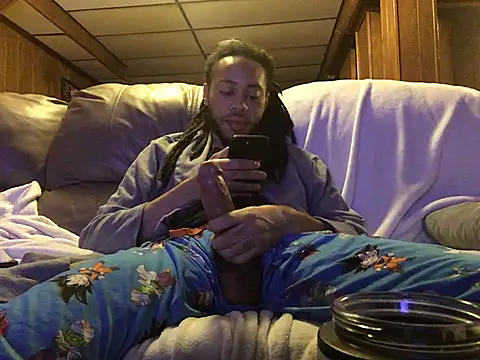 Snapshot of givemeabreak34 chatting on 02/04/26, 08:42 givemeabreak34 online show from 02/04/26, 08:42