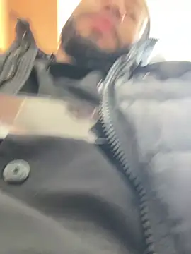 Snapshot of givemeabreak34 chatting on 03/21/26, 07:50 givemeabreak34 online show from 03/21/26, 07:50