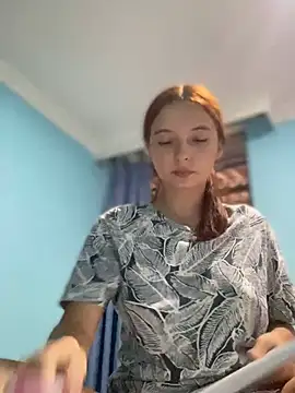 Snapshot of Carithooo chatting on 02/21/26, 10:44 Carithooo online show from 02/21/26, 10:44