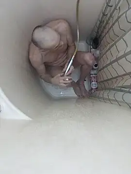 Stroudiowa72 online show from 04/28/26, 12:20