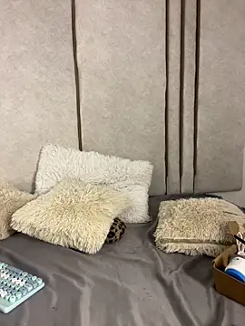 lilithdya online show from 05/01/26, 12:59