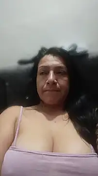 Snapshot of Katysaez chatting on 06/17/26, 05:10 Katysaez online show from 06/17/26, 05:10