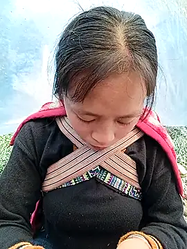 Snapshot of Hari-saka chatting on 02/27/26, 04:12 Hari-saka online show from 02/27/26, 04:12