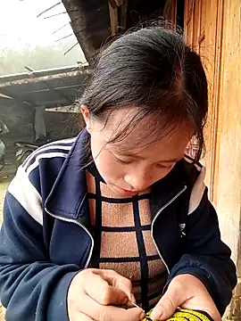 Snapshot of Hari-saka chatting on 03/11/26, 09:48 Hari-saka online show from 03/11/26, 09:48