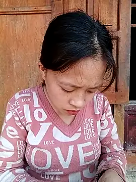 Snapshot of Hari-saka chatting on 03/24/26, 07:02 Hari-saka online show from 03/24/26, 07:02