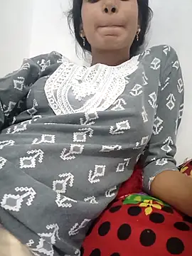 Cute-Natashaa online show from 05/05/26, 07:00