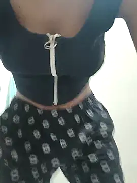 Cute-Natashaa online show from 05/06/26, 10:53