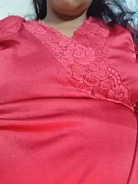 Hot-Tinaa online show from 05/10/26, 12:16
