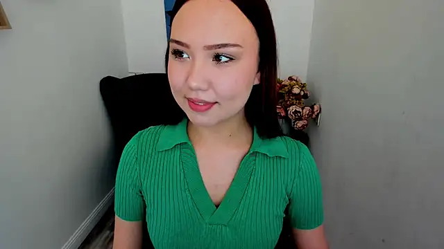 Snapshot of GlowMe chatting on 03/09/26, 04:27 GlowMe online show from 03/09/26, 04:27