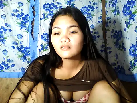 PinaySkinnyJust18 online show from 04/28/26, 02:27