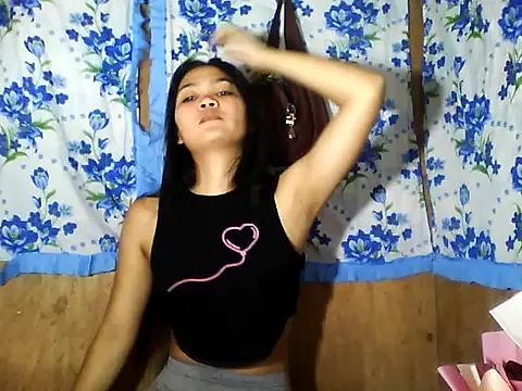 Snapshot of PinaySkinnyJust18 chatting on 05/03/26, 11:00 PinaySkinnyJust18 online show from 05/03/26, 11:00