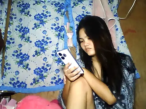 Snapshot of PinaySkinnyJust18 chatting on 06/03/26, 09:53 PinaySkinnyJust18 online show from 06/03/26, 09:53