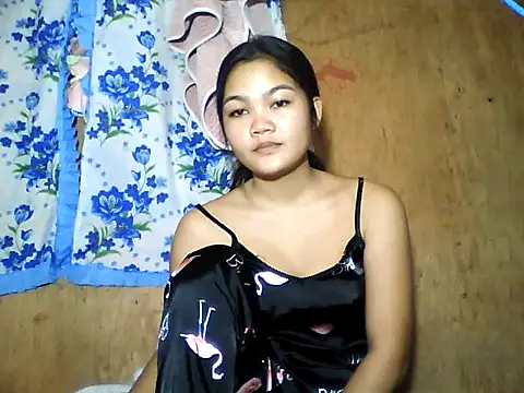Snapshot of PinaySkinnyJust18 chatting on 07/12/26, 09:28 PinaySkinnyJust18 online show from 07/12/26, 09:28