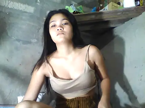 Snapshot of PinaySkinnyJust18 chatting on 07/29/26, 10:19 PinaySkinnyJust18 online show from 07/29/26, 10:19