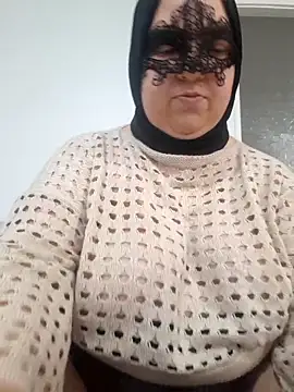 Snapshot of delikizinbiri chatting on 02/13/26, 06:31 delikizinbiri online show from 02/13/26, 06:31