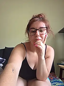Snapshot of Ashlovescannabis chatting on 06/30/26, 01:56 Ashlovescannabis online show from 06/30/26, 01:56
