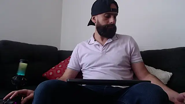 Snapshot of SpermsBank chatting on 02/03/25, 06:28 SpermsBank online show from 02/03/25, 06:28