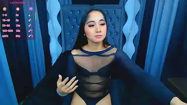 Snapshot of Maureen_Hilton chatting on 02/13/26, 01:56 Maureen Hilton online show from 02/13/26, 01:56