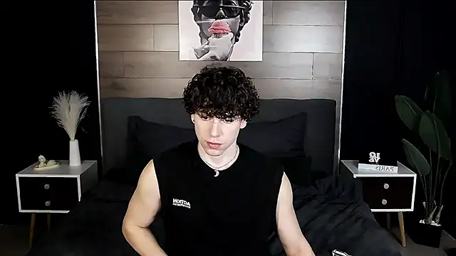 Snapshot of TylerGibson chatting on 03/06/26, 01:46 TylerGibson online show from 03/06/26, 01:46