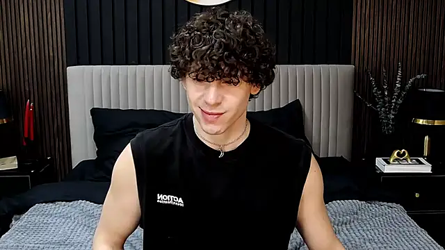 Snapshot of TylerGibson chatting on 03/16/26, 03:34 TylerGibson online show from 03/16/26, 03:34