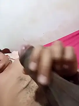 Snapshot of adre-69 chatting on 02/01/26, 03:27 adre-69 online show from 02/01/26, 03:27