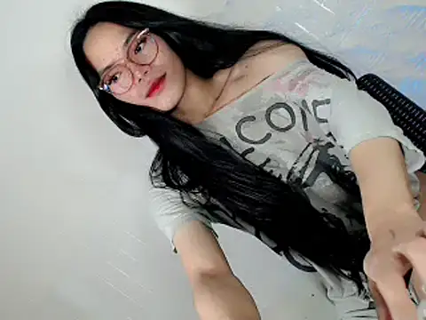 Urhotfucking veronica1 online show from 05/07/26, 01:38
