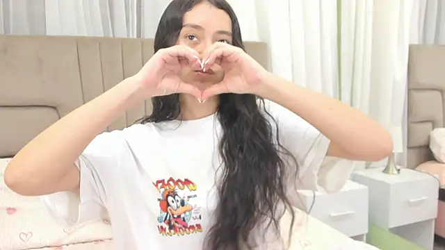 Snapshot of isabella_nowa chatting on 04/10/26, 11:59 isabella nowa online show from 04/10/26, 11:59