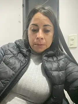 Snapshot of Cielo_13 chatting on 03/09/26, 04:05 Cielo 13 online show from 03/09/26, 04:05