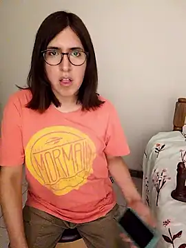 Snapshot of Eide-26 chatting on 02/10/26, 02:37 Eide-26 online show from 02/10/26, 02:37