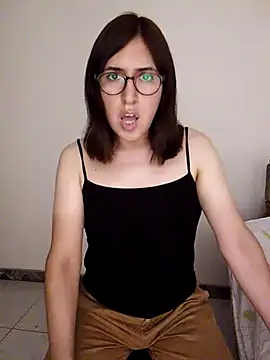 Snapshot of Eide-26 chatting on 02/26/26, 03:05 Eide-26 online show from 02/26/26, 03:05