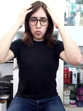 Snapshot of Eide-26 chatting on 03/04/26, 04:24 Eide-26 online show from 03/04/26, 04:24