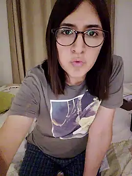 Snapshot of Eide-26 chatting on 03/08/26, 03:10 Eide-26 online show from 03/08/26, 03:10