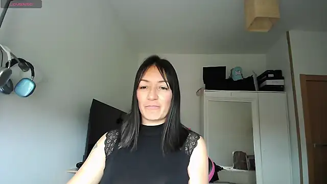 Yulian Milf online show from 05/02/26, 11:26