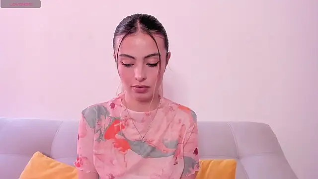 Fernanda aaaa online show from 06/19/26, 03:38