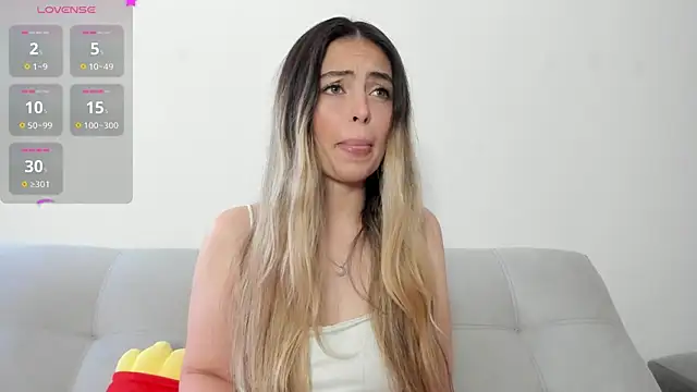 Fernanda aaaa online show from 06/25/26, 03:16
