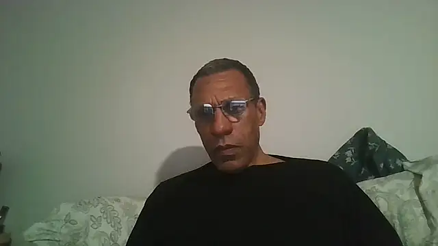 Snapshot of swimmer2496 chatting on 02/09/26, 01:20 swimmer2496 online show from 02/09/26, 01:20