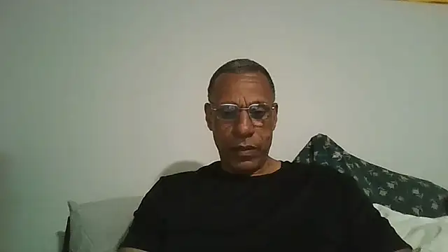 swimmer2496 online show from 05/28/26, 01:58