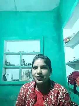Snapshot of Radha_hot chatting on 01/17/26, 04:00 Radha hot online show from 01/17/26, 04:00