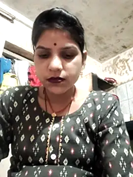 Snapshot of Radha_hot chatting on 07/11/26, 04:32 Radha hot online show from 07/11/26, 04:32