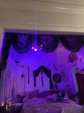luxxlola online show from 06/22/26, 04:20