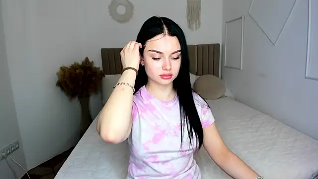 Snapshot of Silena_sky chatting on 03/28/26, 08:58 Silena sky online show from 03/28/26, 08:58