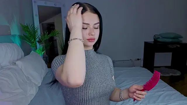Snapshot of Silena_sky chatting on 05/07/26, 01:38 Silena sky online show from 05/07/26, 01:38