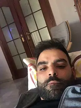 Snapshot of solsit1990 chatting on 02/01/26, 03:32 solsit1990 online show from 02/01/26, 03:32