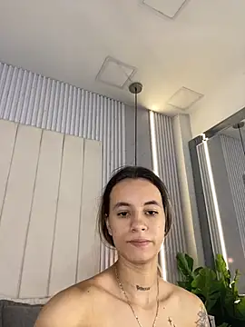 Snapshot of JuliaColemann chatting on 05/09/26, 11:59 JuliaColemann online show from 05/09/26, 11:59