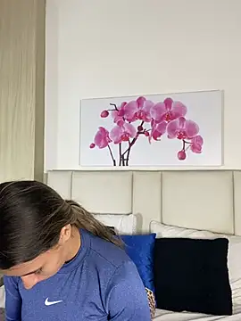 JuliaColemann online show from 07/08/26, 11:58